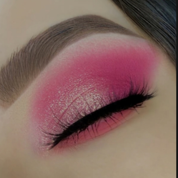 Violet‎ Voss Sakura Blossom Eyeshadow Palette NEW - Picture 4 of 11